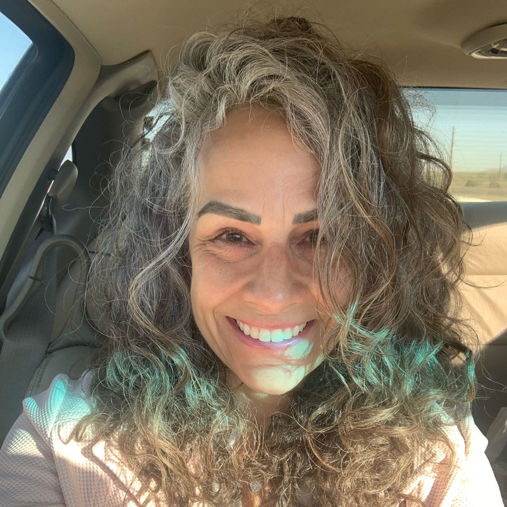 Meet your Posher, Kelli